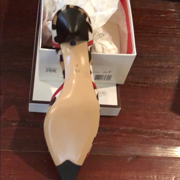 Coach Donna Heels - Picture 3 of 3